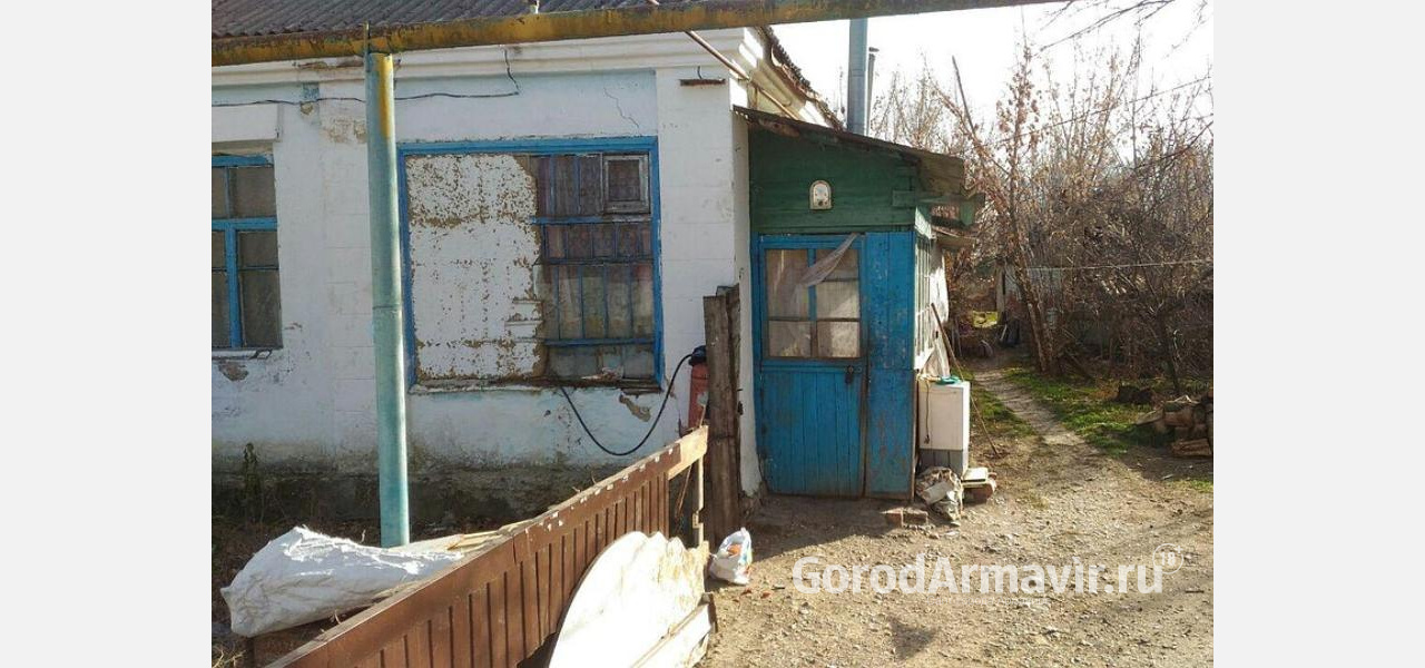 После изнасилования найденной в туалете 9-летней девочки задержан 35-летний рецидивист на Кубани