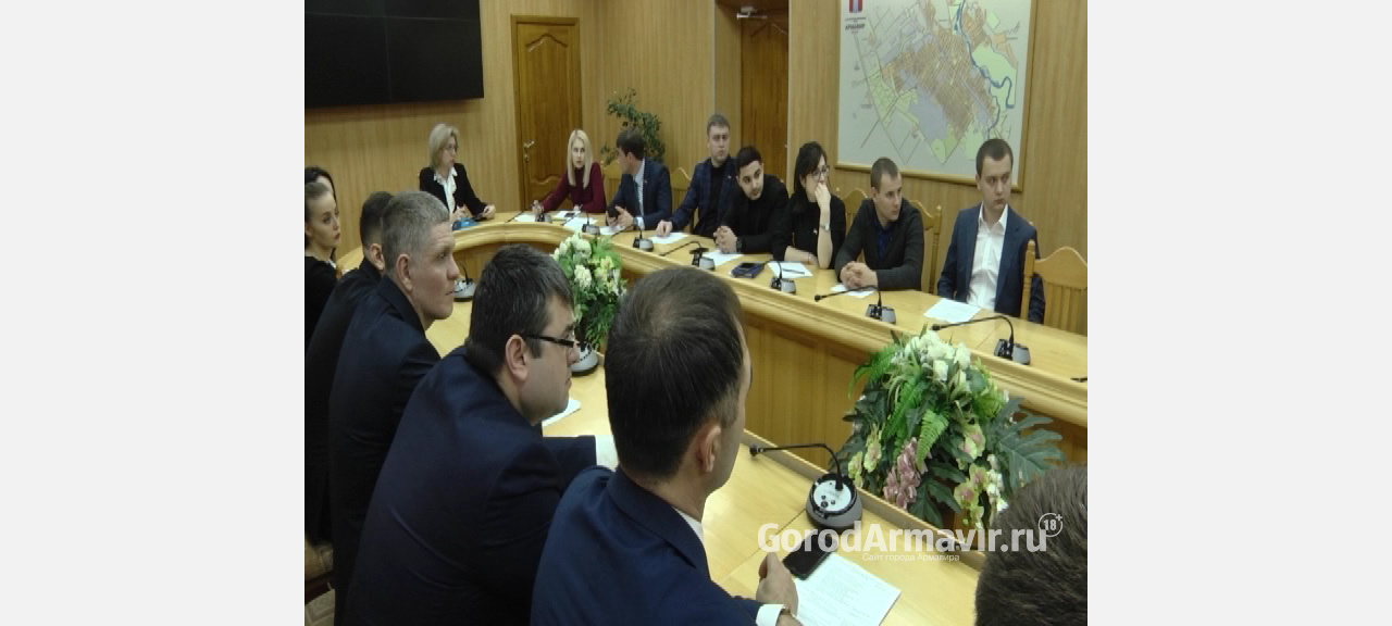 Армавир посетила делегация Совета молодых депутатов