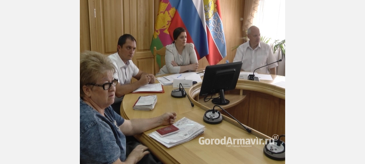Более 20 армавирцев записались на прием к депутату Госдумы Наталье Костенко 