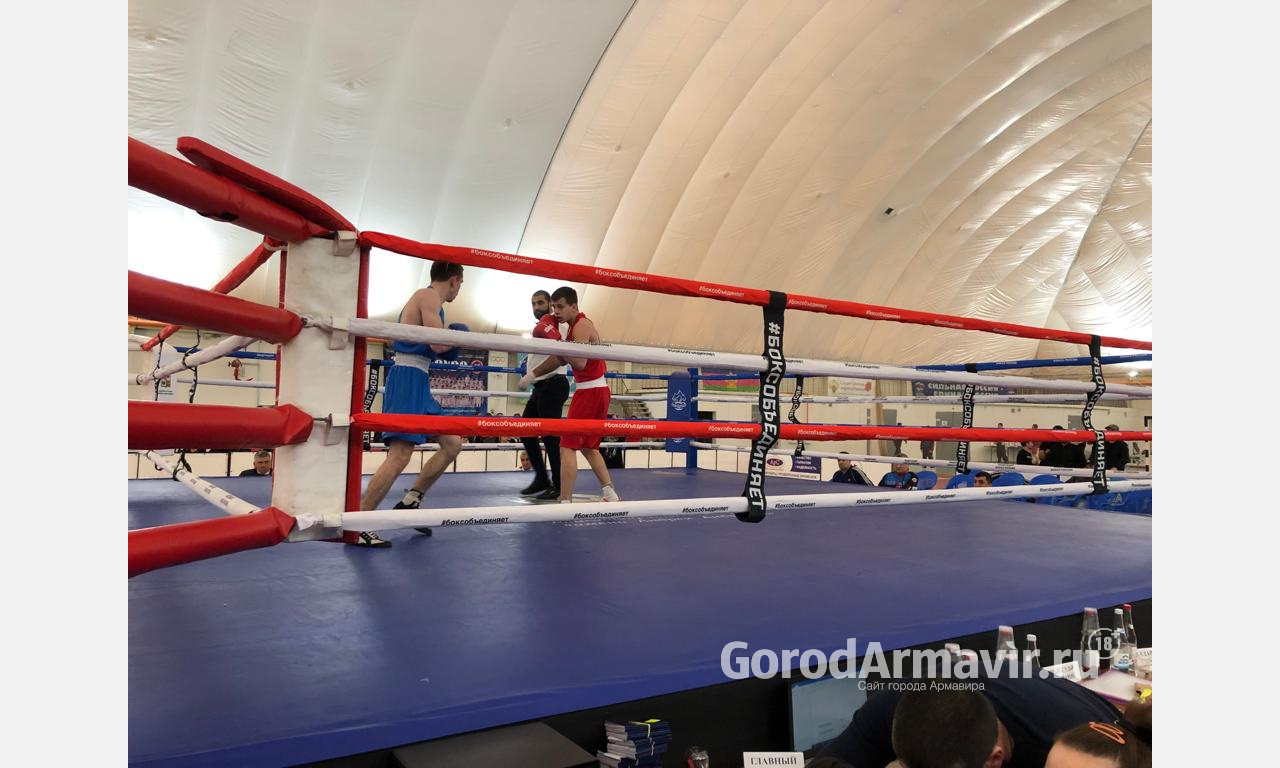 В Армавире участниками Первенства края по боксу стали 137 юниоров
