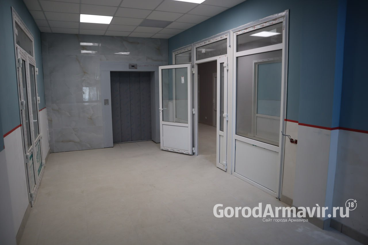 Отремонтированное терапевтическое отделение больницы Армавира планируют открыть в августе 