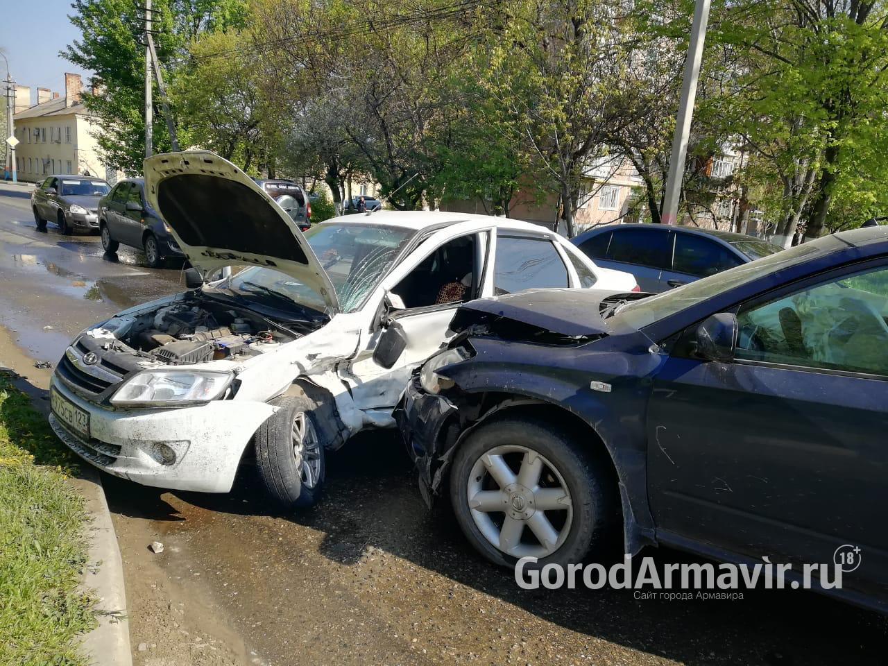 В Армавире в ДТП пострадали мужчина и девятилетний мальчик